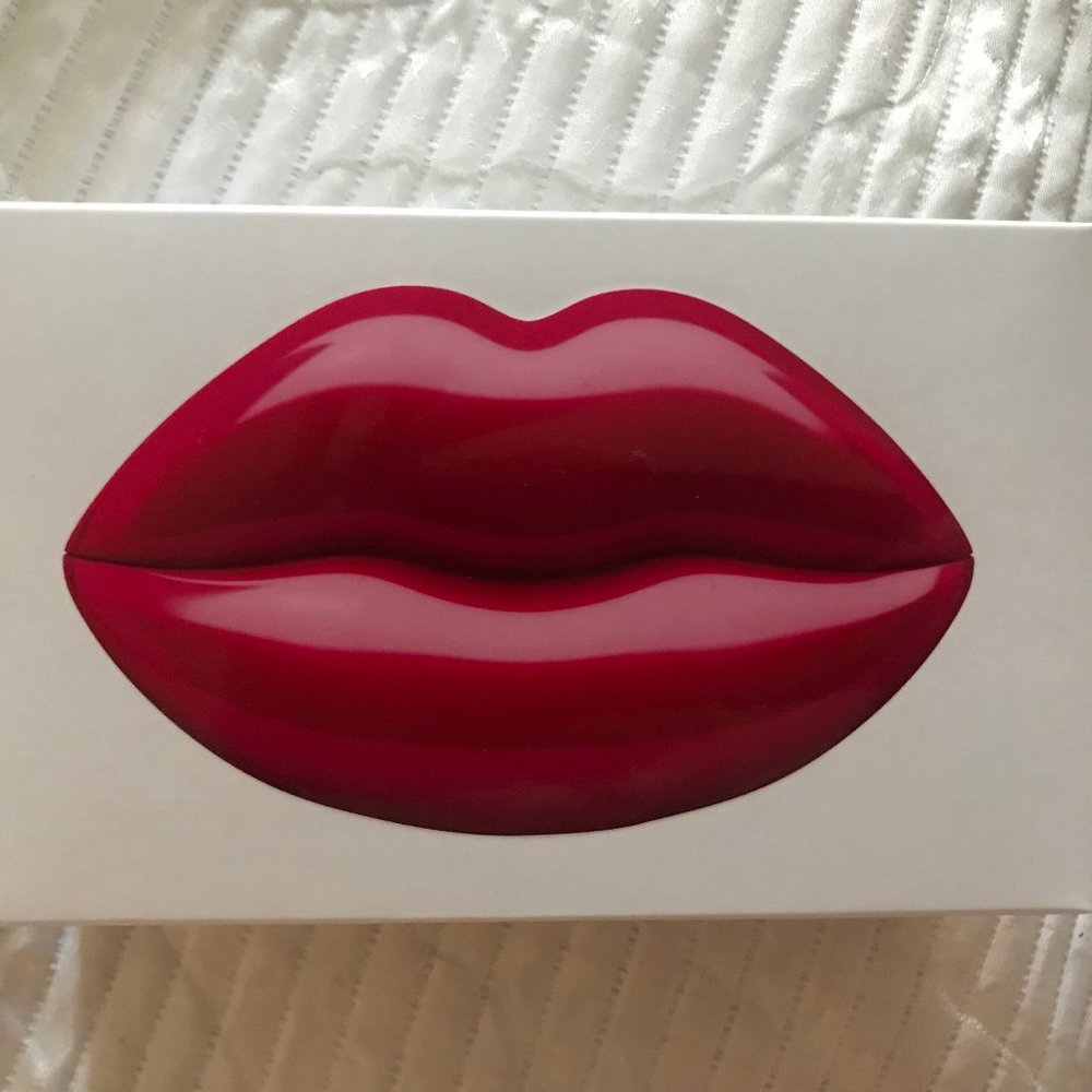 Kylie Jenner by KKW Fragrance PINK LIPS - NEW